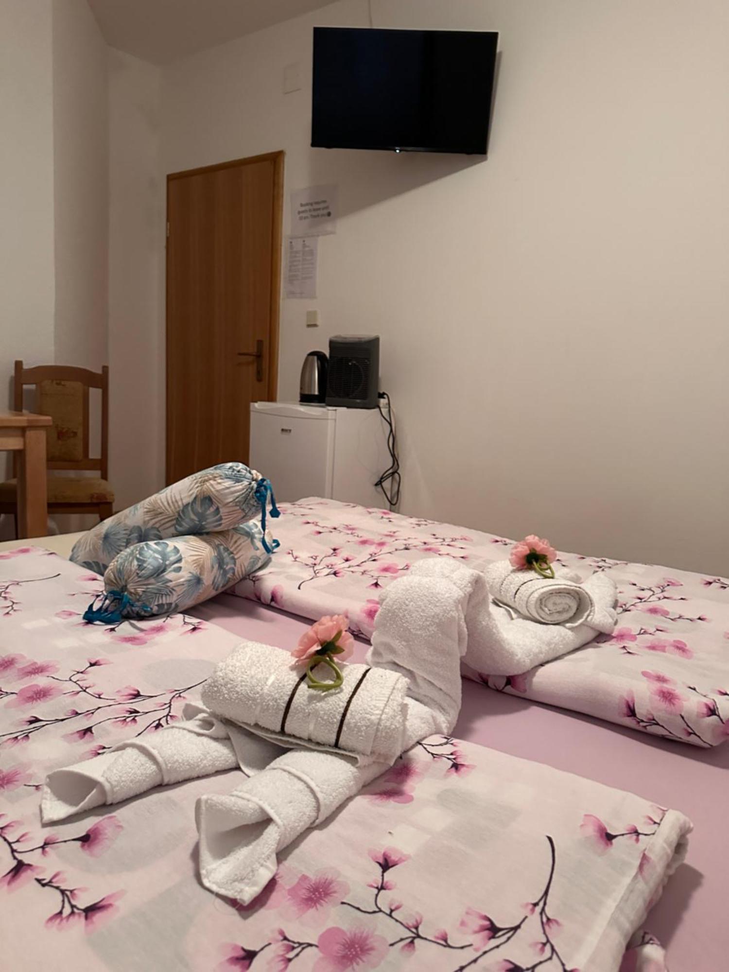 Guest House Stefanija Poljanak Kültér fotó